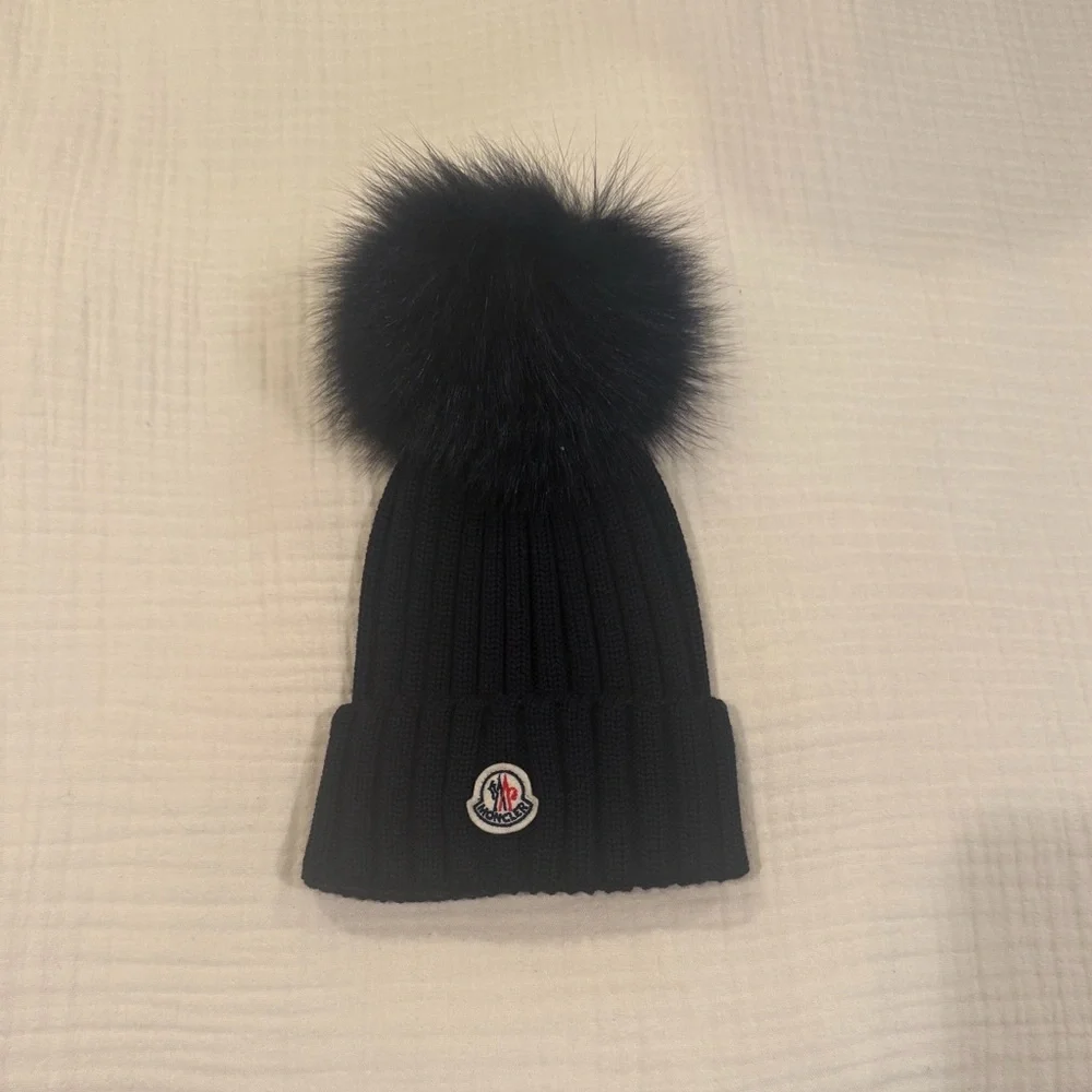 Moncler Black Beanie with Faux Fur Pom Pom - Picture 2 of 2